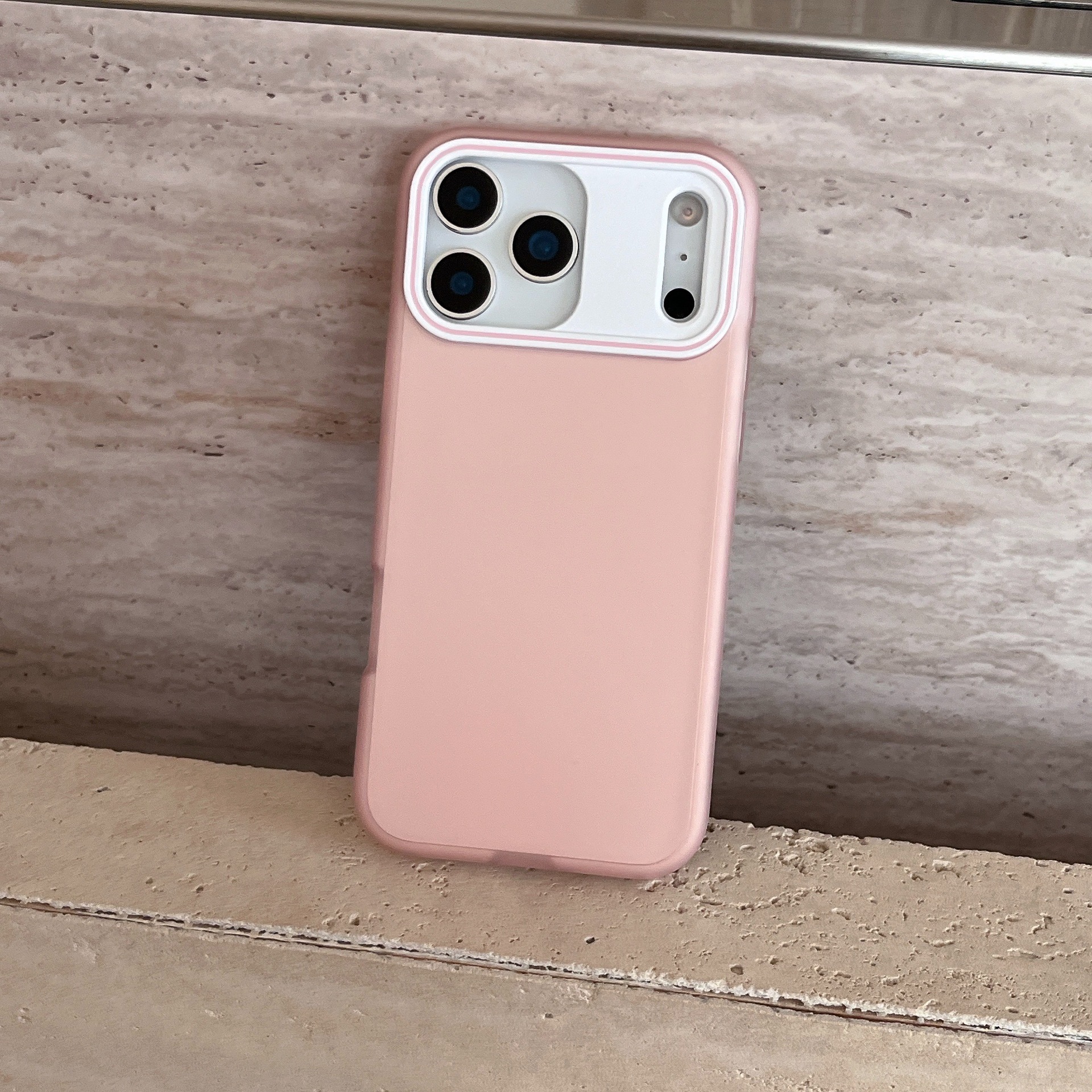 7615C7DE-CC81-47F5-9302-76E6EE