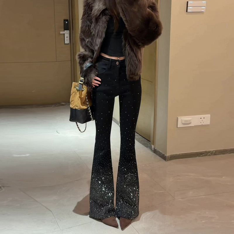 Black Heavy-Duty Rhinestone High-Waisted Flared Jeans for Women, 2026 Spring New Stylish Slim-Fit Flared Pants Black Heavy-Duty Rhinestone High-Waisted Flared Jeans for Women, 2026 Spring New Stylish Slim-Fit Flared Pants