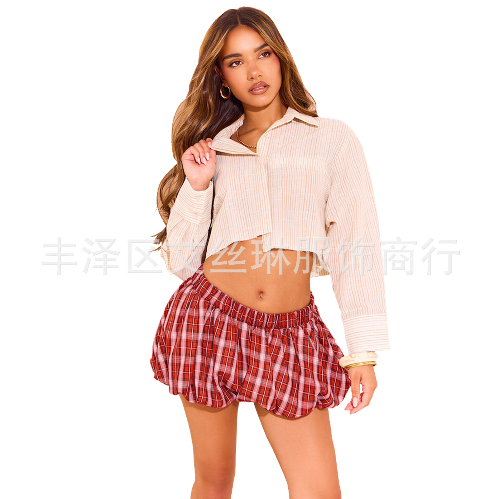 6737 红色模特图5.jpg