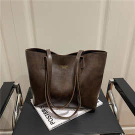 2025冬季新款百搭ins复古通勤包高级感时尚大容量单肩腋下托特包