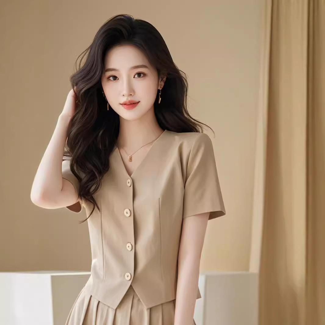 Set áo sơ mi ngắn tay và chân váy công sở nữ mùa hè — Màu kaki