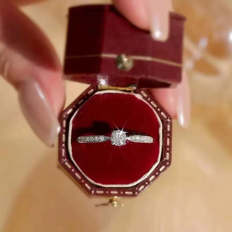 初心闪耀莫桑石戒指女30分小众设计超仙气质简约闺蜜指环厂家直销