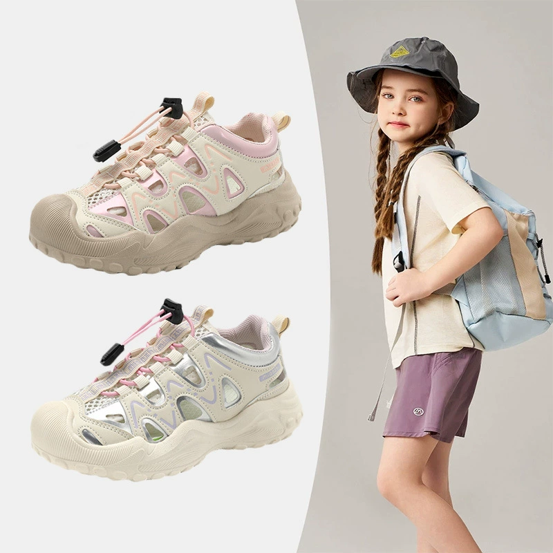 Новые закрытые босоножки для девочек весна/лето 2025, лёгкие кроссовки для старших девочек, модные летние туфли на мягкой подошве.