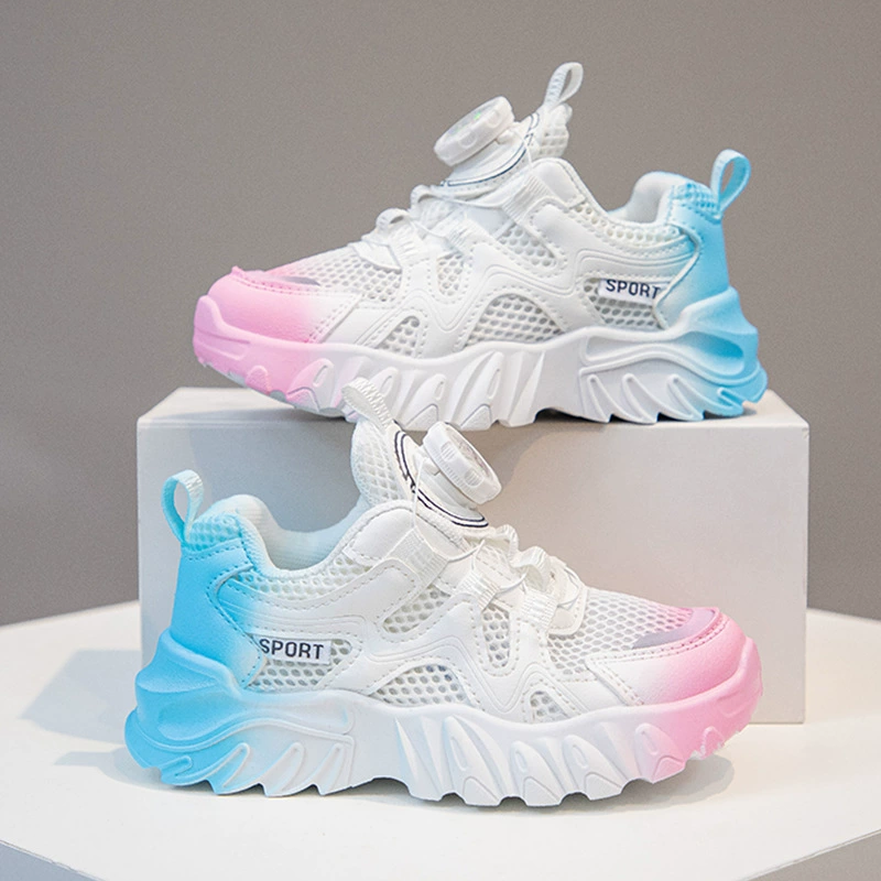 Спортивная обувь для девочек, дышащая детская обувь с сеткой, новый летний стиль, туфли для папы для девочек, универсальные кроссовки на мягкой подошве.