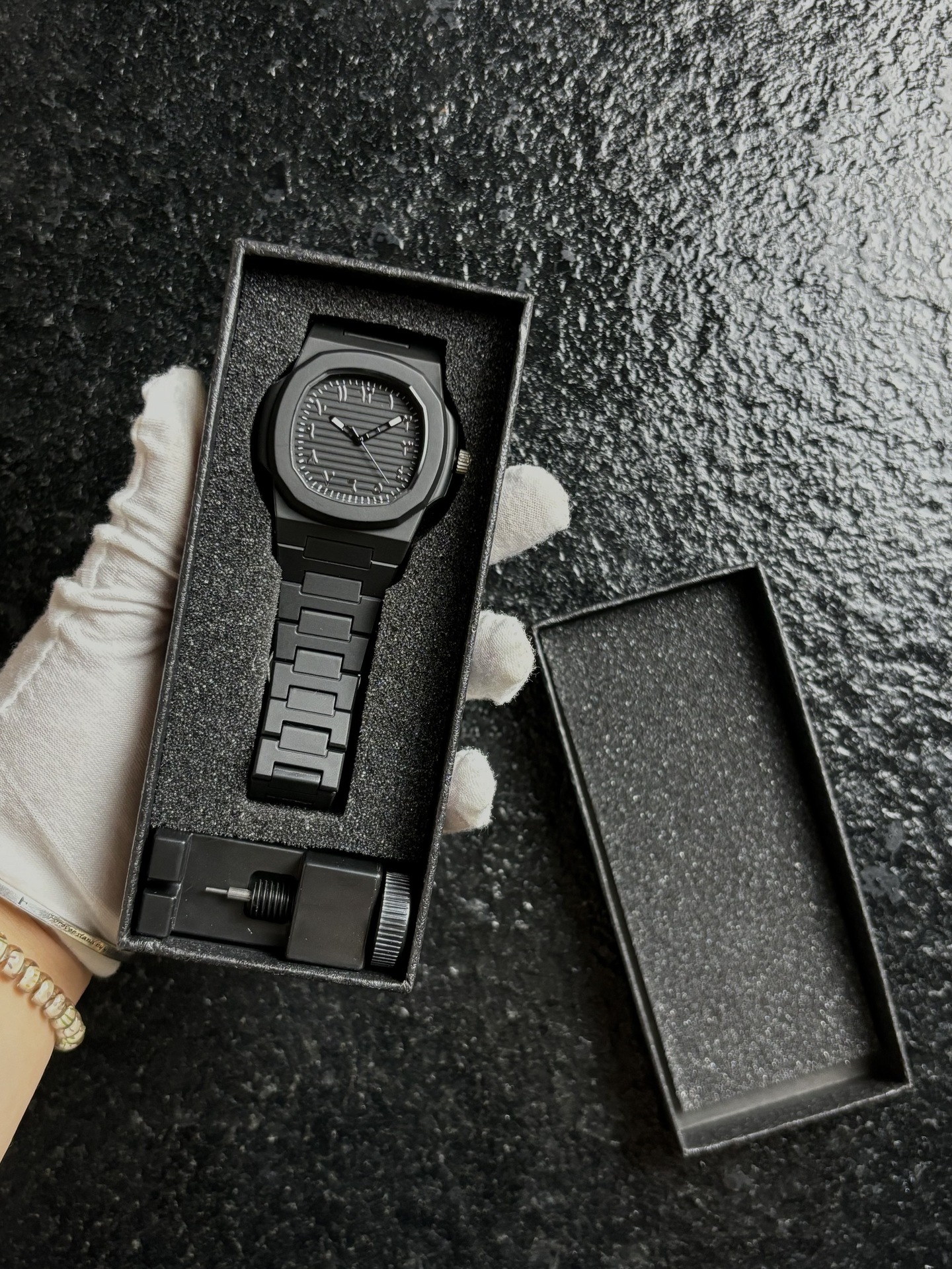 1159-1 domestic movement battery double snap button