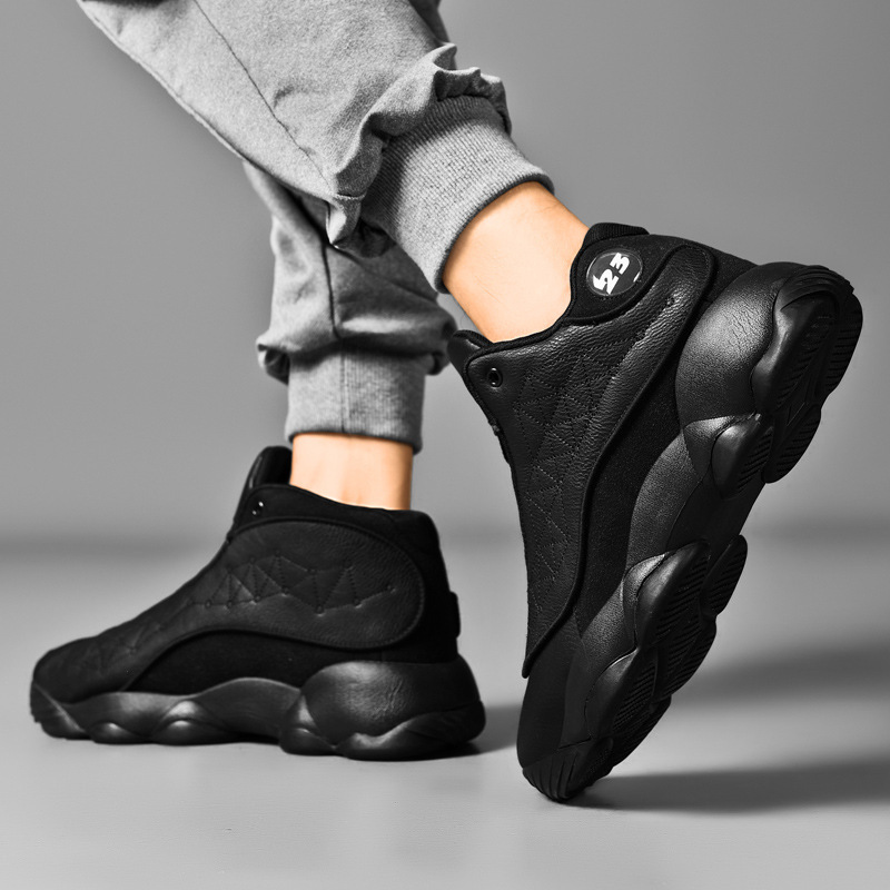 Zapatos deportivos de hombre otoño 2025 nuevos zapatos de cuero de moda coreana de comercio exterior de tamaño grande 48 zapatos de baloncesto image 3