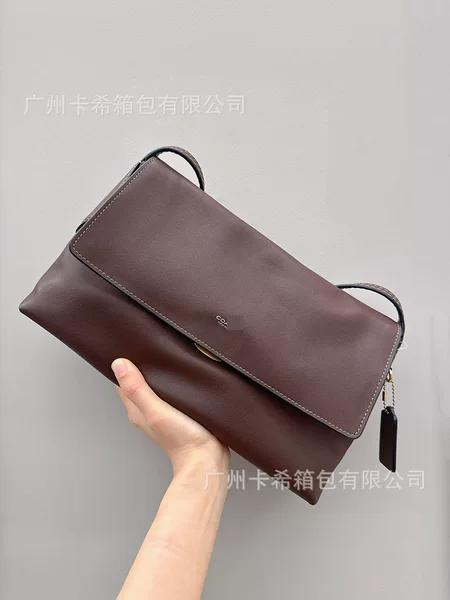 [High Quality] C Chelsea 30 Underarm Bag, Flap Closure, Shoulder Bag for Men, Handbag for Women