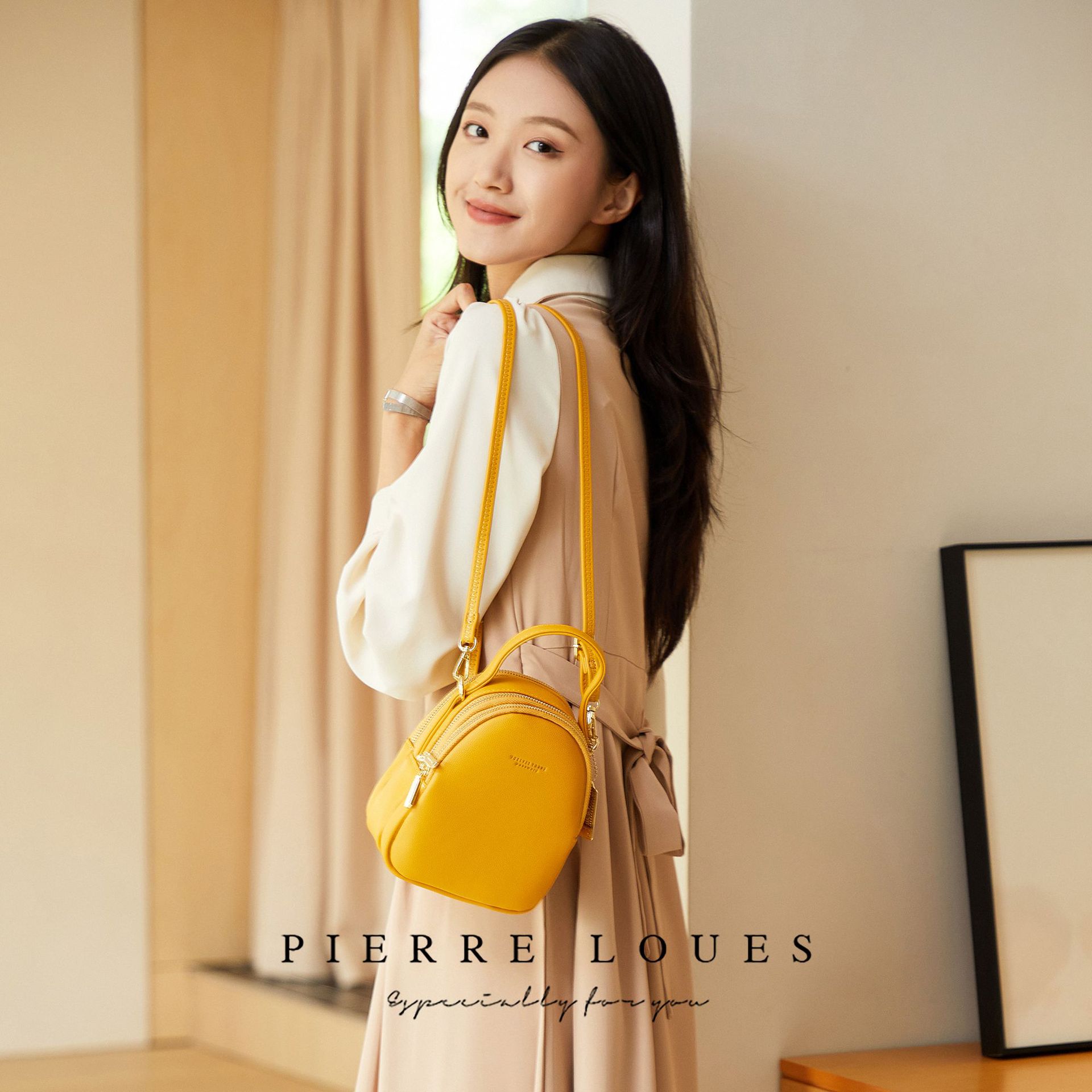 Nuovo zaino per le donne versione coreana tinta unita borsa casual da donna semplice grande capacità piccolo zaino per le donne_voghion.com