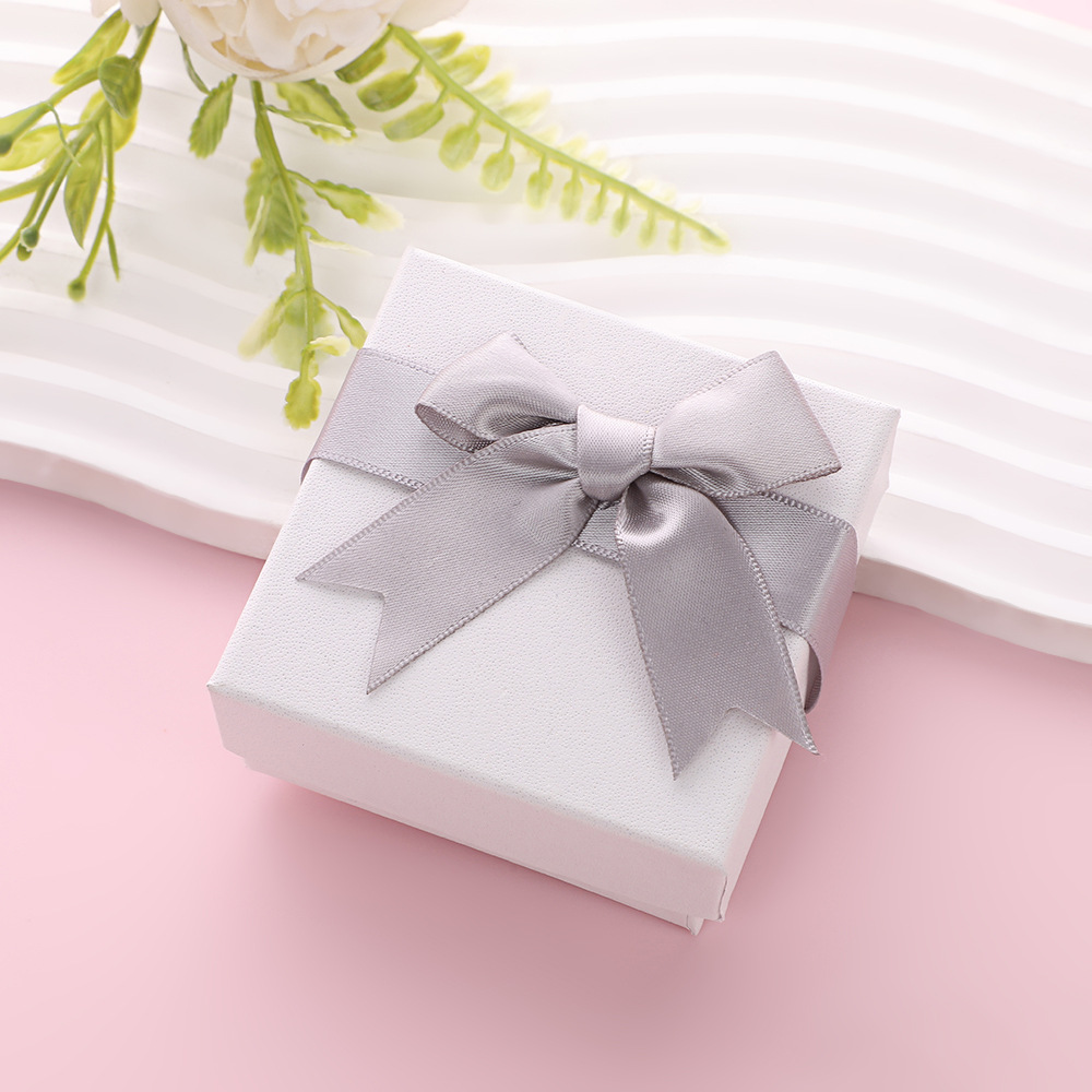 흰색 회색 활; 7.5*7.5*.3.5cm