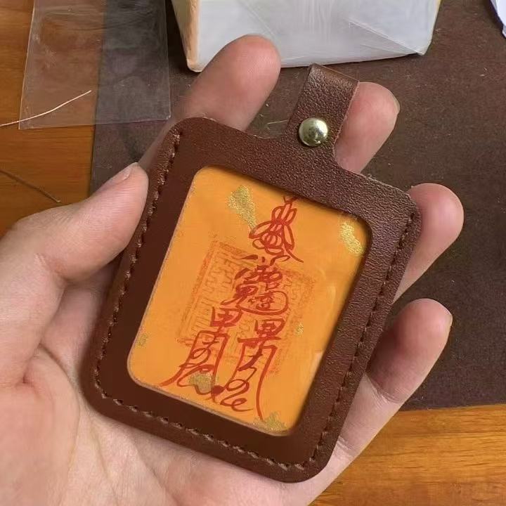 Cinnabar Painted Thangka Painting Box Leather Shell Pendant Empty Shell National Tide Ethnic Style Pendant Keychain Hidden Gawu Box Cinnabar Painted Thangka Painting Box Leather Shell Pendant Empty Shell National Tide Ethnic Style Pendant Keychain Hidden Gawu Box
