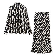 欧美2024新款女装春节长袖翻领印花衬衫+半身裙套装显瘦设计