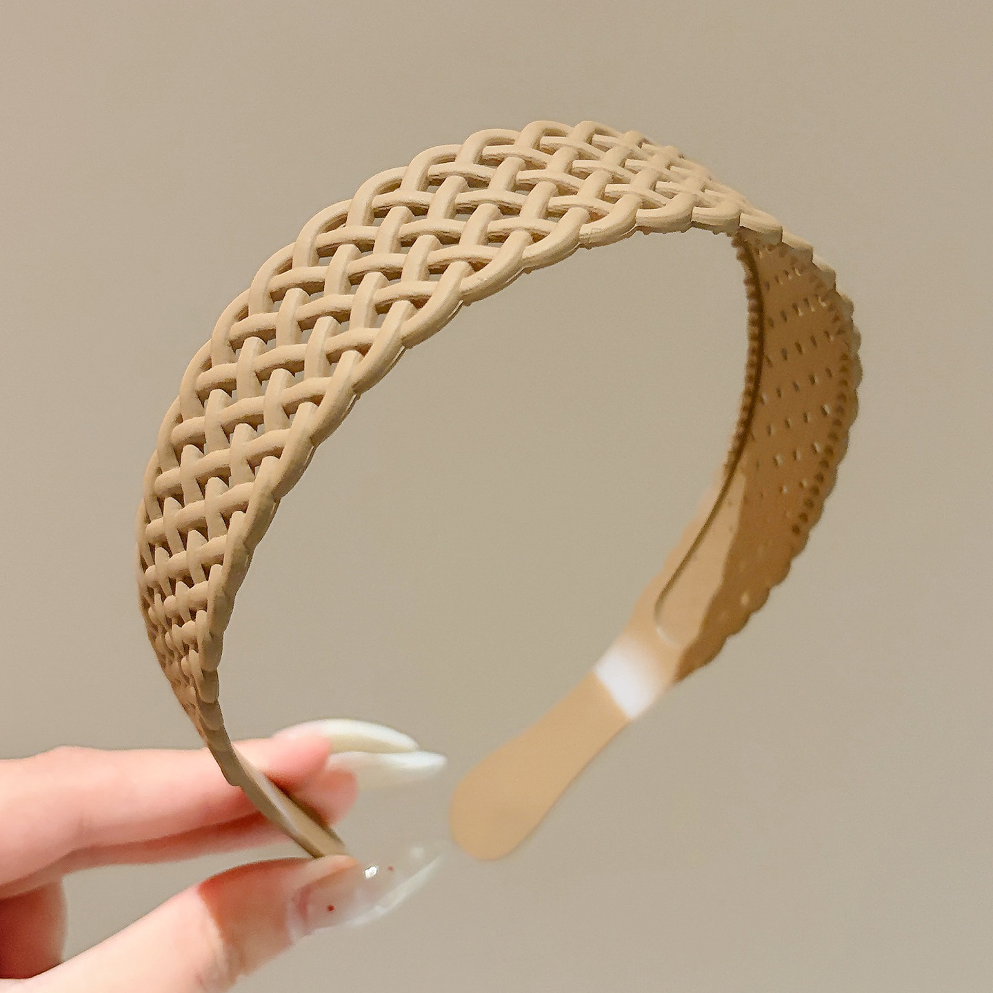 Diadema alta para mujer, nueva colección 2026, accesorio para el cabello estilo Chanel francés, elegante banda ancha para el cabello.
