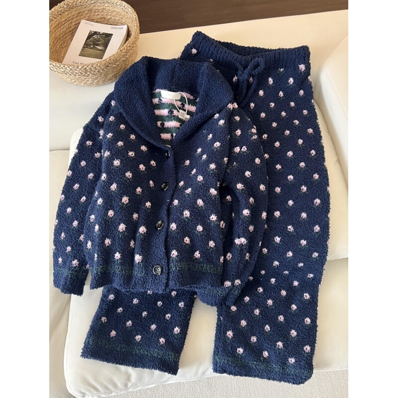 Korean-Style Pure and Sexy Floral Knitted Half-Velvet Pajamas for Women, New Winter Style, Fleece-Lined and Thickened, Two-Piece Home Wear Set