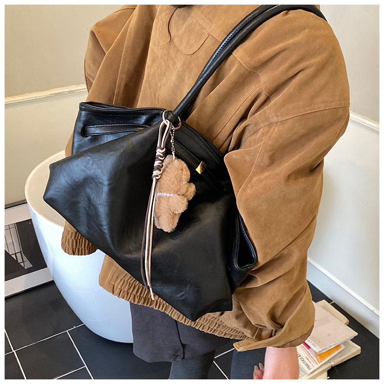 Túi xô nữ dáng tote xách tay dung tích lớn phong cách retro, đeo vai và kẹp nách — Màu nâu cà phê không kèm phụ kiện, Màu nâu không kèm phụ kiện, Màu đen không kèm phụ kiện, Màu nâu có móc treo chi tiết 12