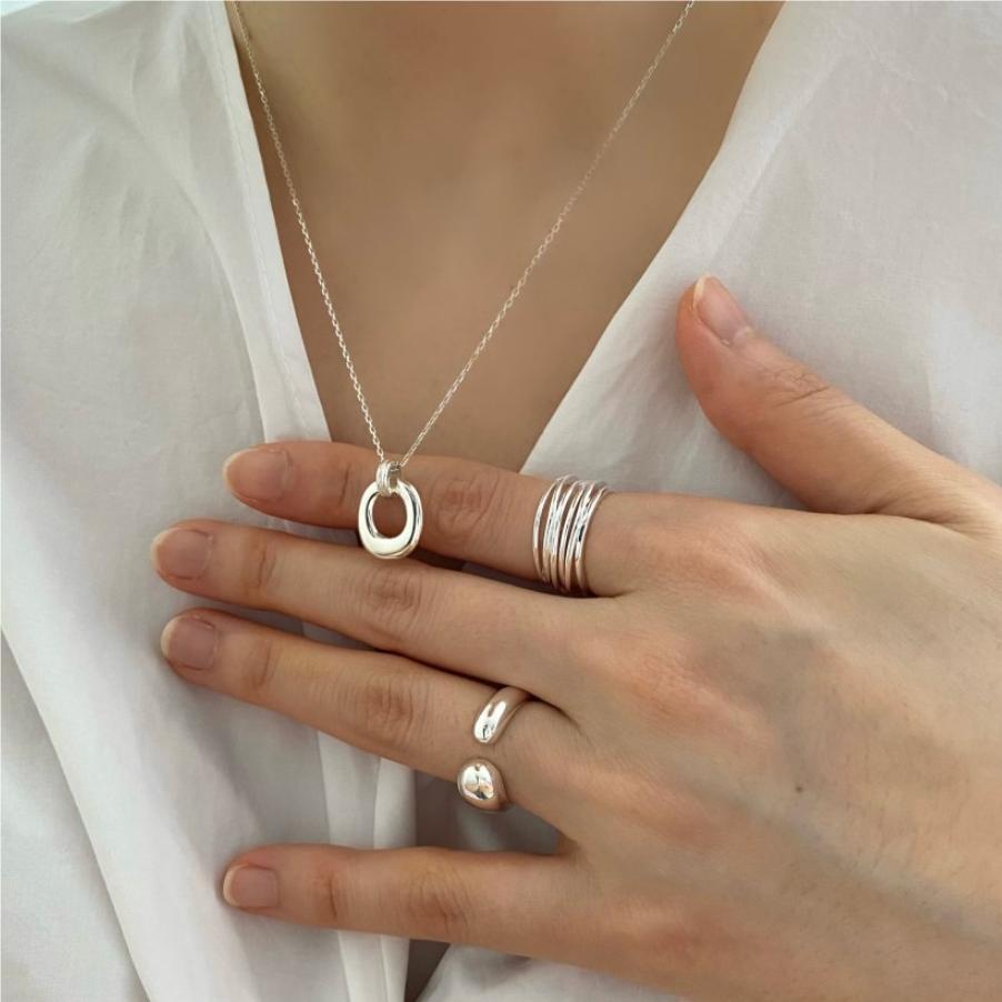 14g Weight Pendant Necklace Classification 1 Piece Quantity Daily Occasion 925 Sterling Silver Material Oval Pattern Women'S Gender Simple Style Style 925 Sterling Silver Oval Pendant Necklace 3