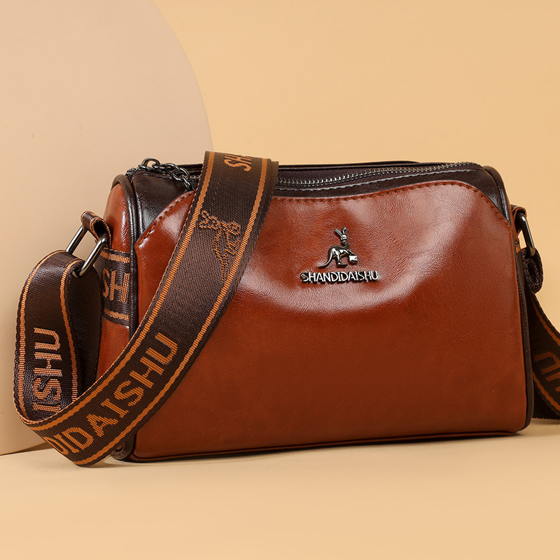 Double-sided fashionable capacious one-shoulder bag