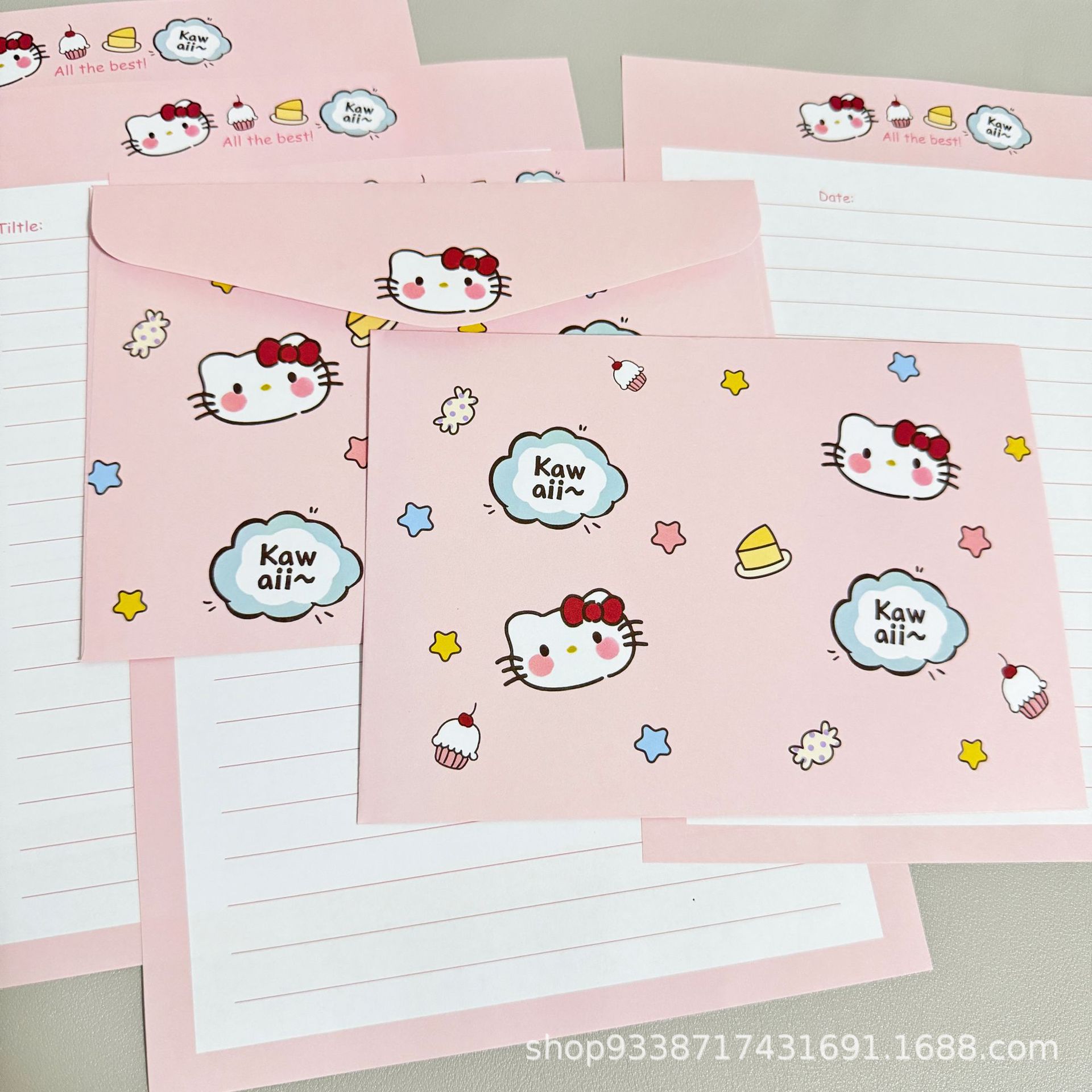 A set (4 envelopes + 4 letter papers)