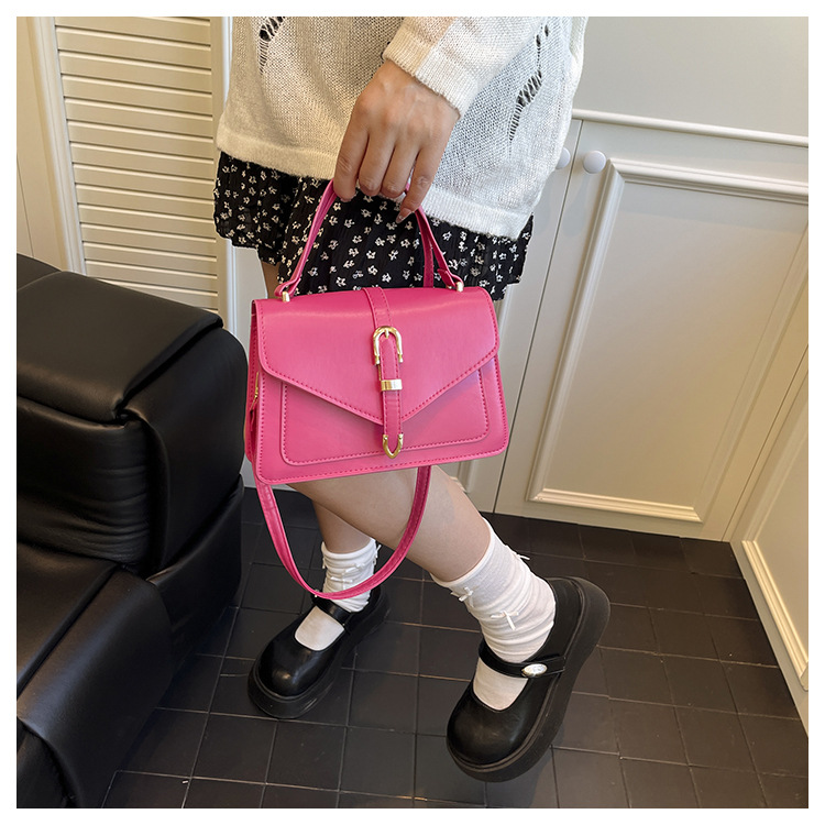 Stylish Women's Crossbody Bag Versatile Small Square Shoulder Bag_voghion.com