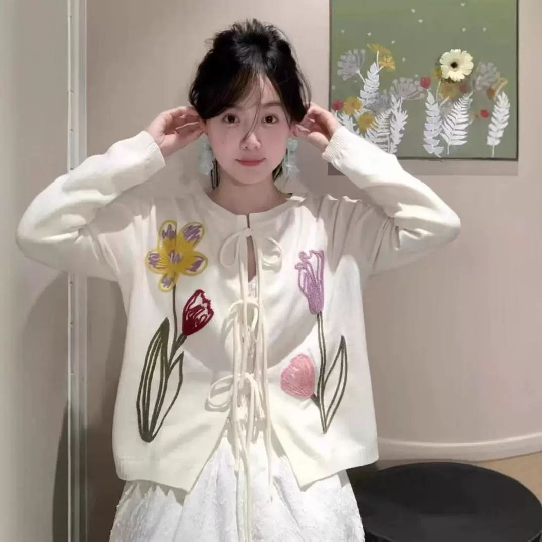设计感小众春日氛围感彩色刺绣花绑带白色针织开衫外套女毛衣上衣