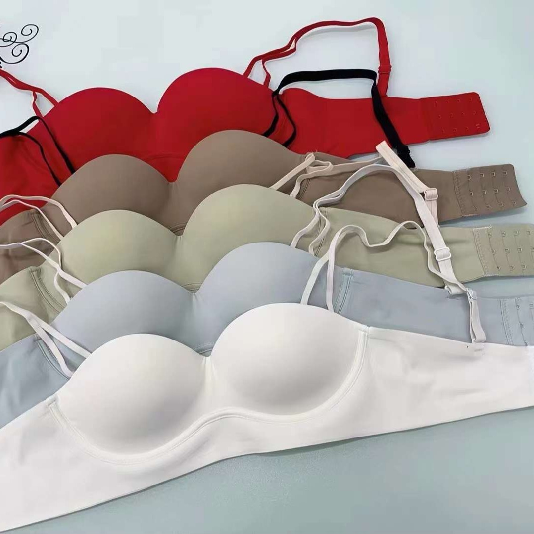 Inventario de productos de cola del sudeste asiático nuevo en línea celebridad en vivo joven lisa reunida ropa interior sin huellas reunida sujetador sujetador