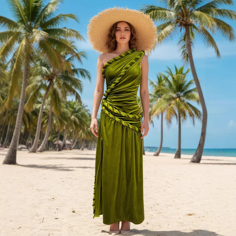 European and American Cross-Border Vintage Velvet Dress with Asymmetrical Shoulder, Twisted Knot, Slit, Slim Fit, Pleated Design, Evening Party Gown European and American Cross-Border Vintage Velvet Dress with Asymmetrical Shoulder, Twisted Knot, Slit, Slim Fit, Pleated Design, Evening Party Gown