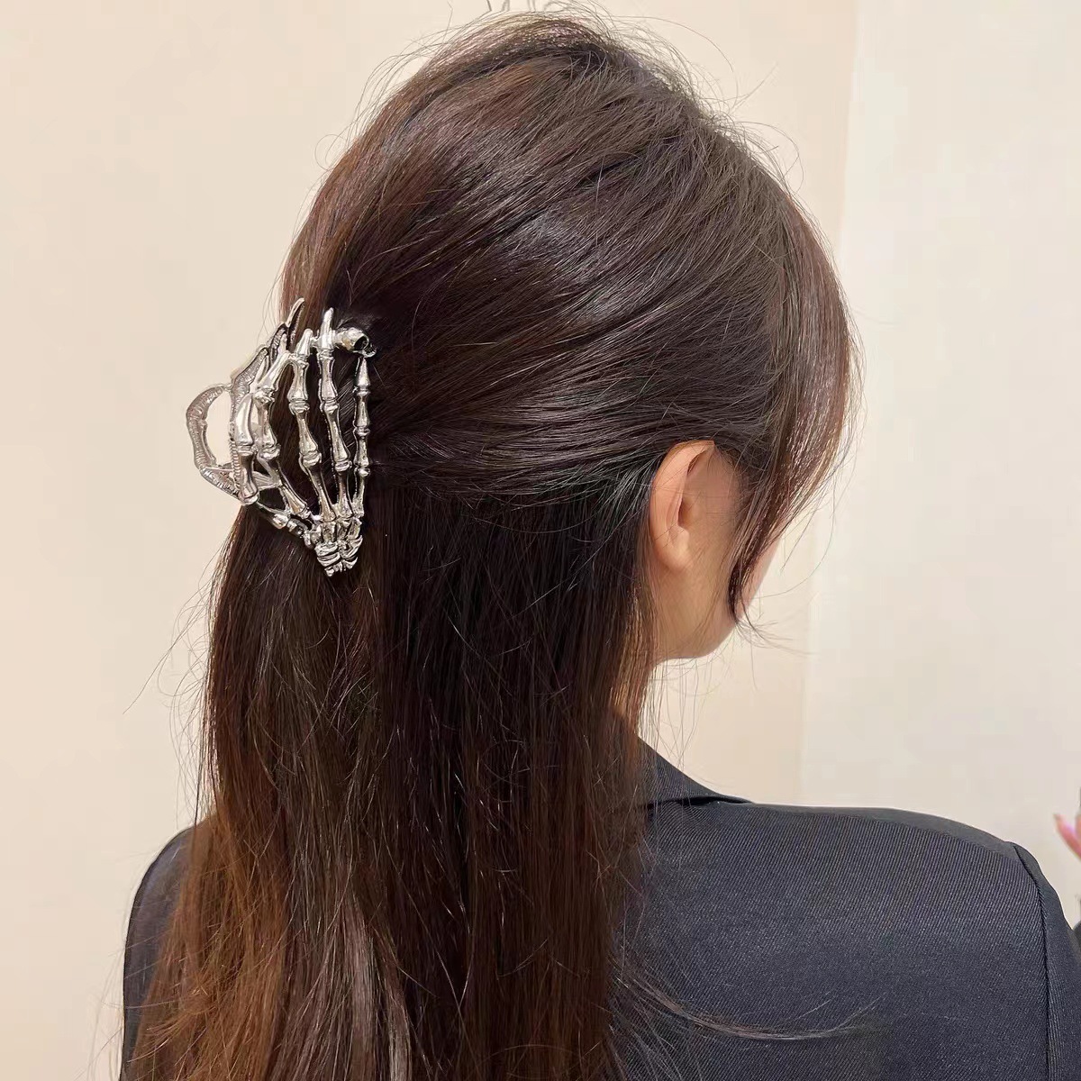 Silver Spider Clip