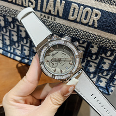 Timini 2023 new casual fashion five-pin disc real silicone band watch temperament water diamond English watch for women