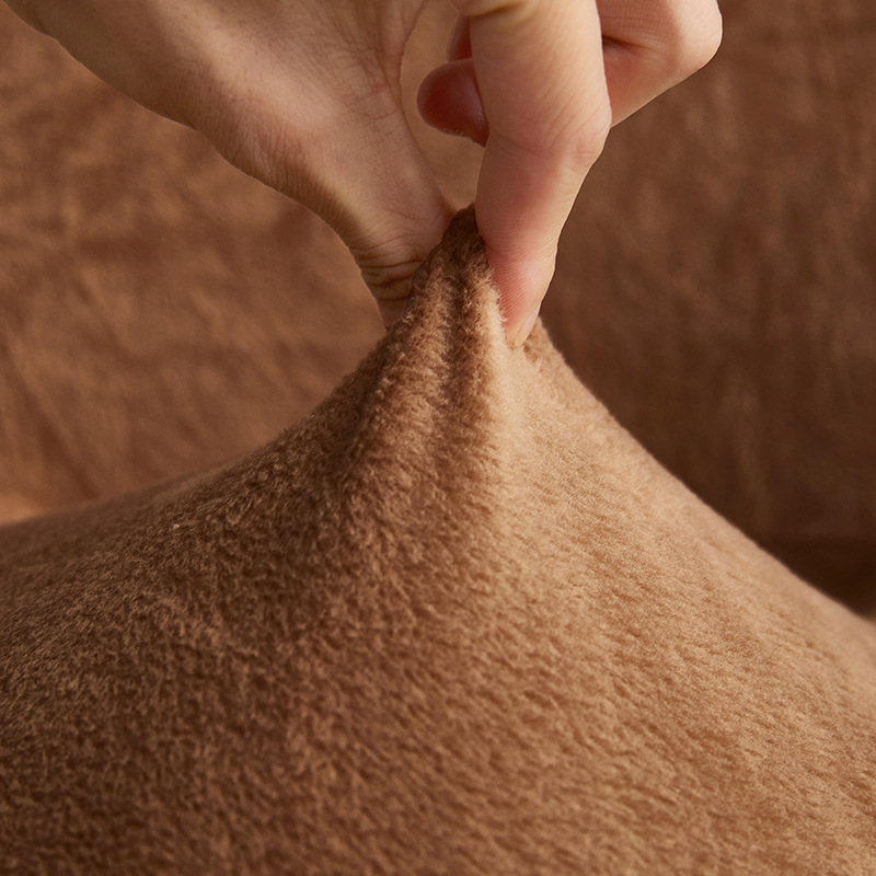 Cubierta de silla curva de felpa corta engrosada transfronteriza color sólido hogar elástico mesa de comedor silla cubierta simple antideslizante palillos cubierta