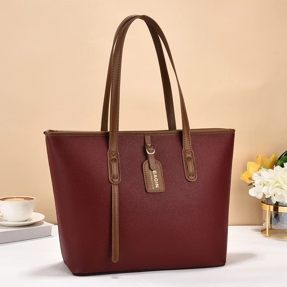 Bolsos de comercio exterior para mujer 2025 nuevo bolso portátil Versión coreana del bolso diagonal brillante de un solo hombro Fabricante de moda femenina