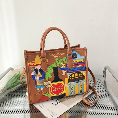 Large-capacity bag women's new retro portable crossbody tote bag niche embroidered graffiti Mexican style shoulder bag