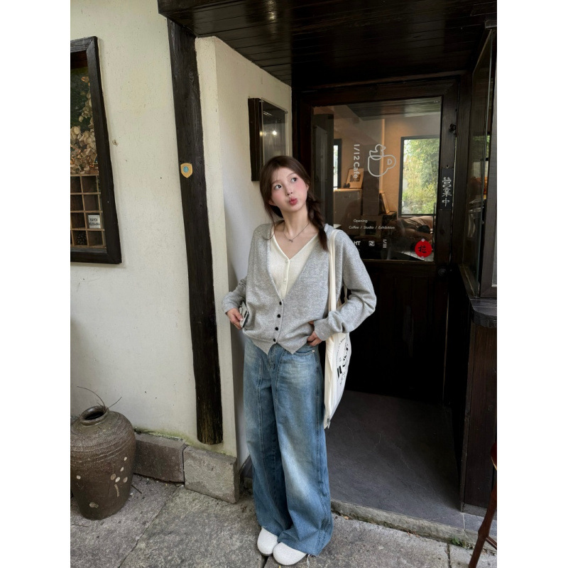 Real Shot Fake Two-piece Contrast Color Stitching Long-sleeved Knitwear Women's Early Autumn New Loose Slimming Soft Waxy Top