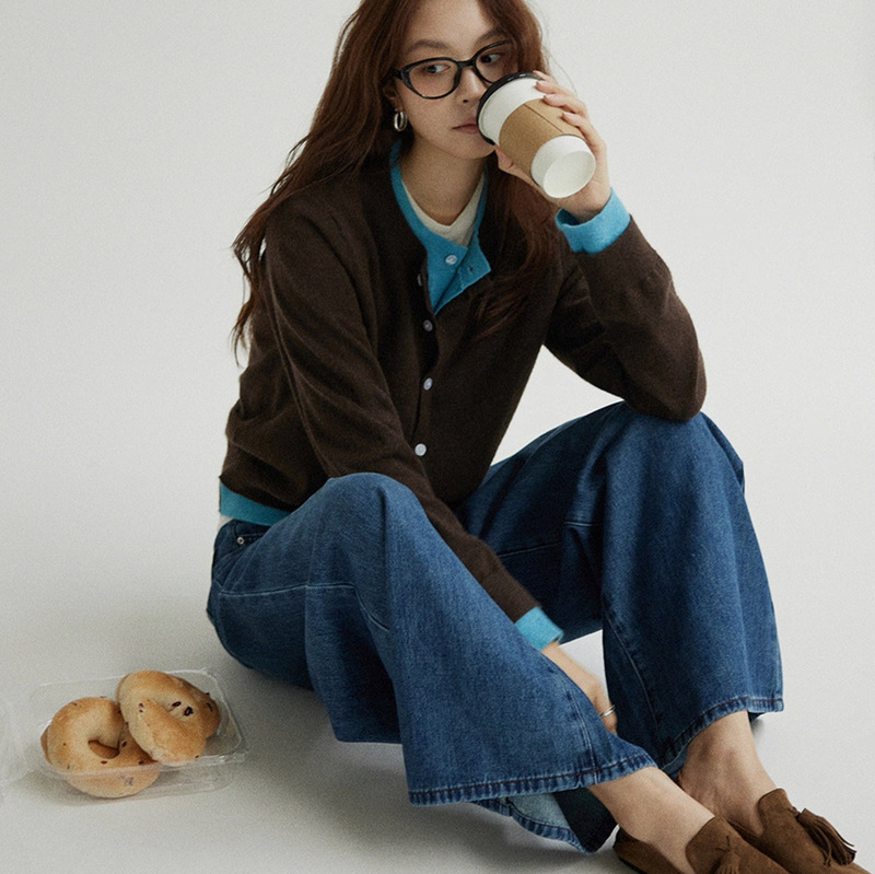 Joli Chose Women's New French Style Fashionable Sweater Cardigan with Two-Tone Patchwork Design