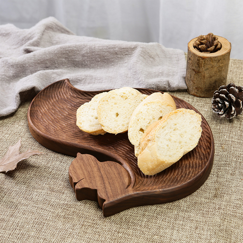 Creativo negro nuez ardilla dulces nuevo estilo chino bandeja de madera de madera maciza bandeja de comedor para niños
