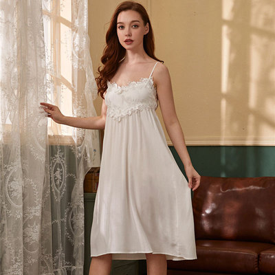 2021 New products summer camisole The dress The chest Lace lace V-neck grace sexy vest Nightdress wholesale