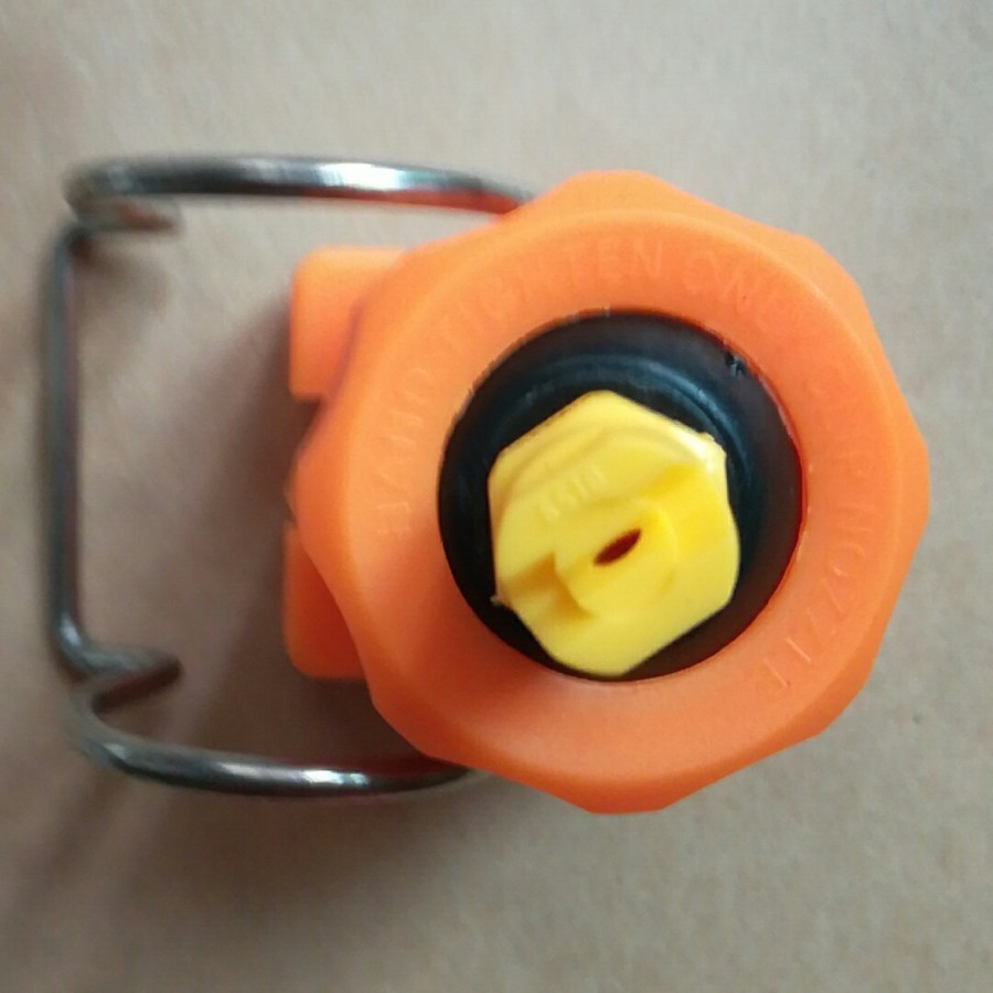 大量批发卡32毫米管汽车淋雨密封检测喷嘴 扁口6515塑料工业喷头