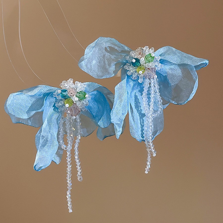 Pendientes de borla de cuentas de arroz de flor de gasa de aguja de plata Pendientes de todo fósforo de estilo de vacaciones Pendientes frescos y dulces para mujer