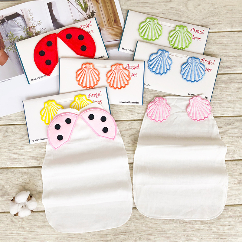 婴儿童吸汗巾纯棉宝宝幼儿园男童女童全棉绣名字垫背纱布隔汗巾夏