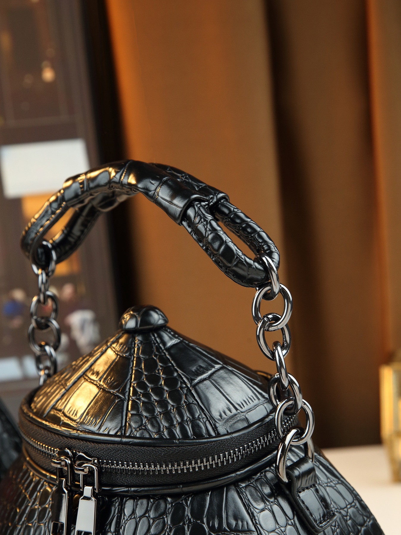 Quirky Crocodile Pattern Shoulder Bag Novelty Teapot Shaped Handbag_voghion.com