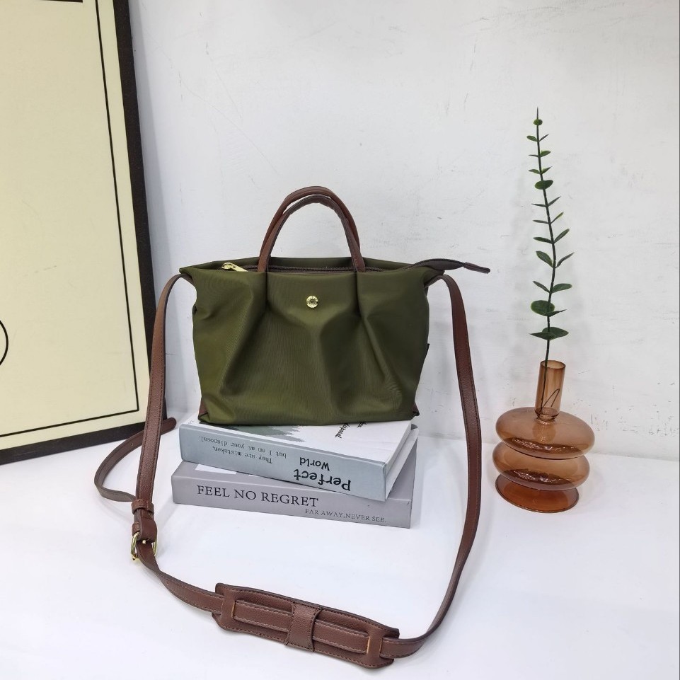 legato largo日本乐天肩乐尼龙小斜挎包包2026防水轻便时尚单肩包