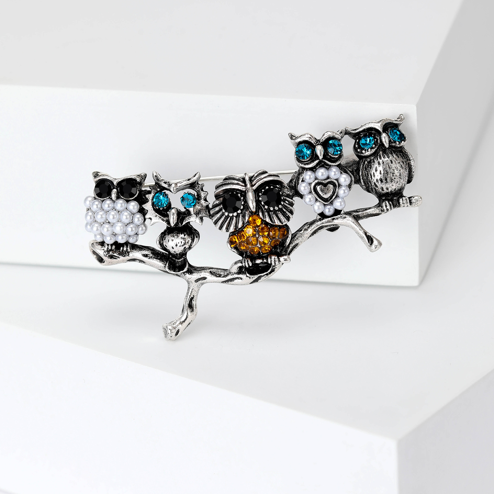 16g Weight Corsage, Brooches Classification Holiday, Banquet, Daily Occasion Alloy Material Animal, Cartoon, Cat, Owl, Eagle Pattern Women's Gender Cute, Simple Style Style Enamel, Enamel Craft Cute Simple Style Pin Animal Cartoon Cat Alloy Enamel Women's Corsage Brooches 16
