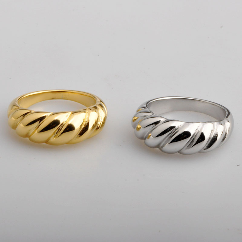 Wishamazon European and American new creative vintage simple titanium steel cast twist personality bread ring ring