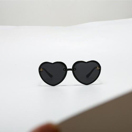 Flashy Children's Cartoon New Bee Sunglasses Cute Girls Glasses with Heart Sunshades Trendy and Cool