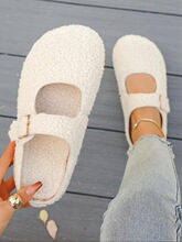 E 79719 Fluffy Slippers with Height Increase ����ëë��Ь