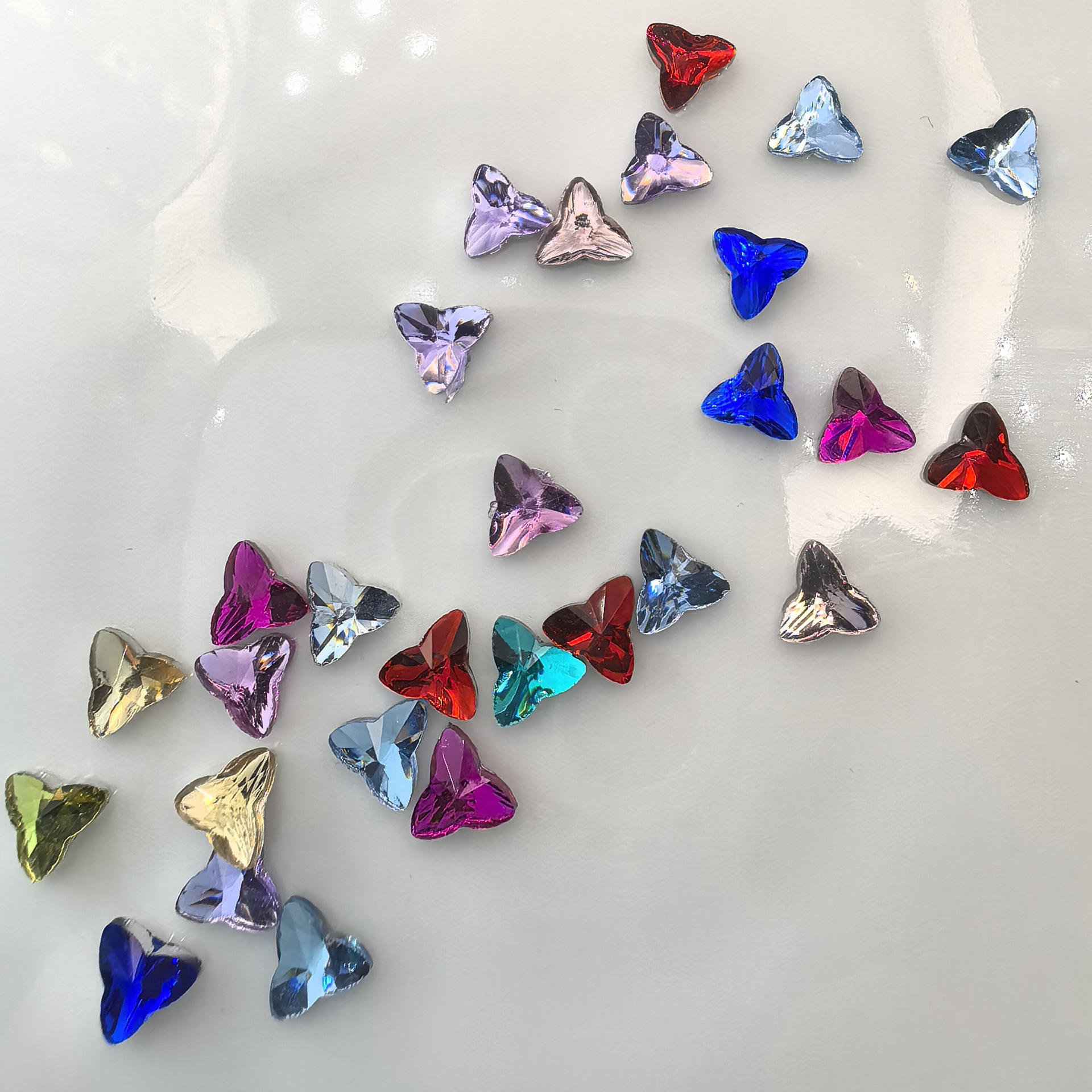 三角形平底钻美甲饰品配件小饰品玩具材料0001.jpg