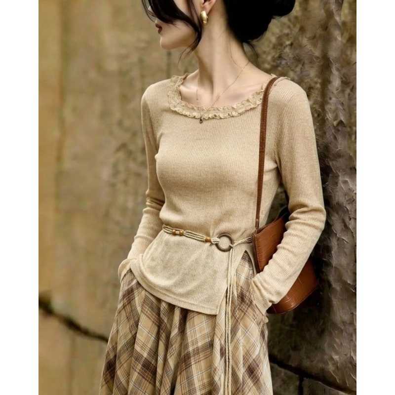 Apricot-colored ramie knit top with bohemian belt, 2026 early autumn/winter, ruffled collar, side slit, thin top