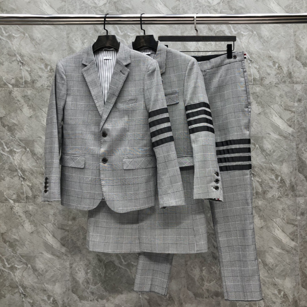 공장 직접 TB 새로운 하이 퀄리티 격자 무늬 세트 비즈니스 캐주얼 올 매치 남녀 블랙 포 바 세트 재킷