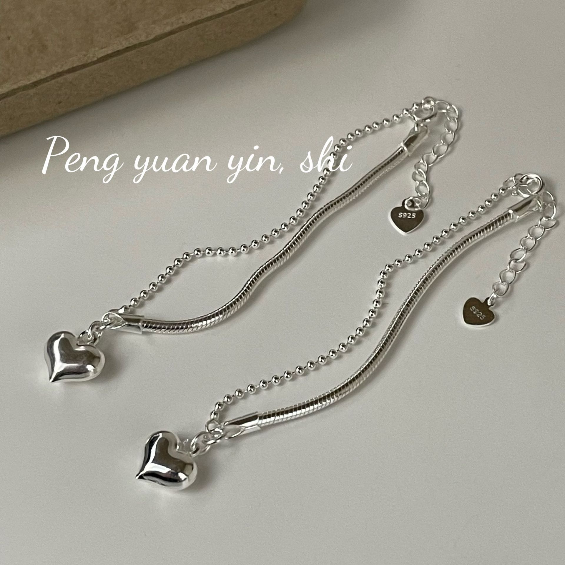 Bracciale a forma di cuore in argento sterling per donna, stile Niche Ins, design asimmetrico, leggero, sensazione di alta qualità, coreano_voghion.com