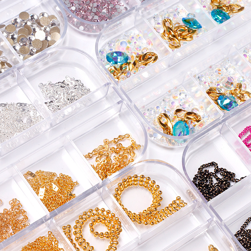 Cadena de uñas popular transfronteriza 12 rejilla joyería diamante en forma especial nueva aleación decoración de uñas Cadena de uñas decoración de metal