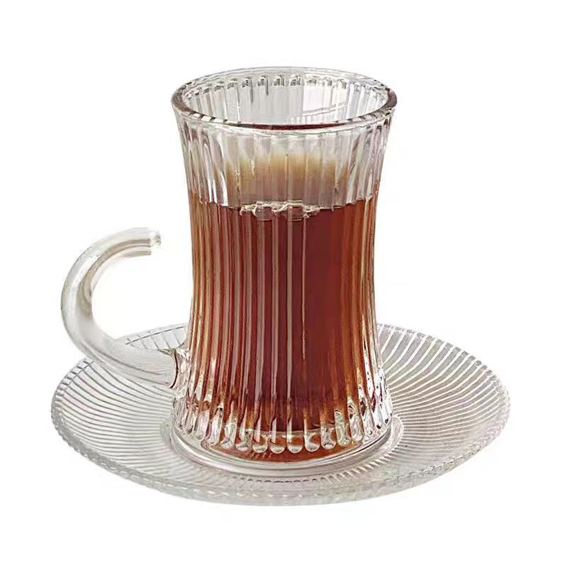 Juego de tazas de café turco Taza de vidrio a rayas verticales Taza de té de flores de estilo europeo Taza de agua para el hogar Taza de té exquisita de alta gama