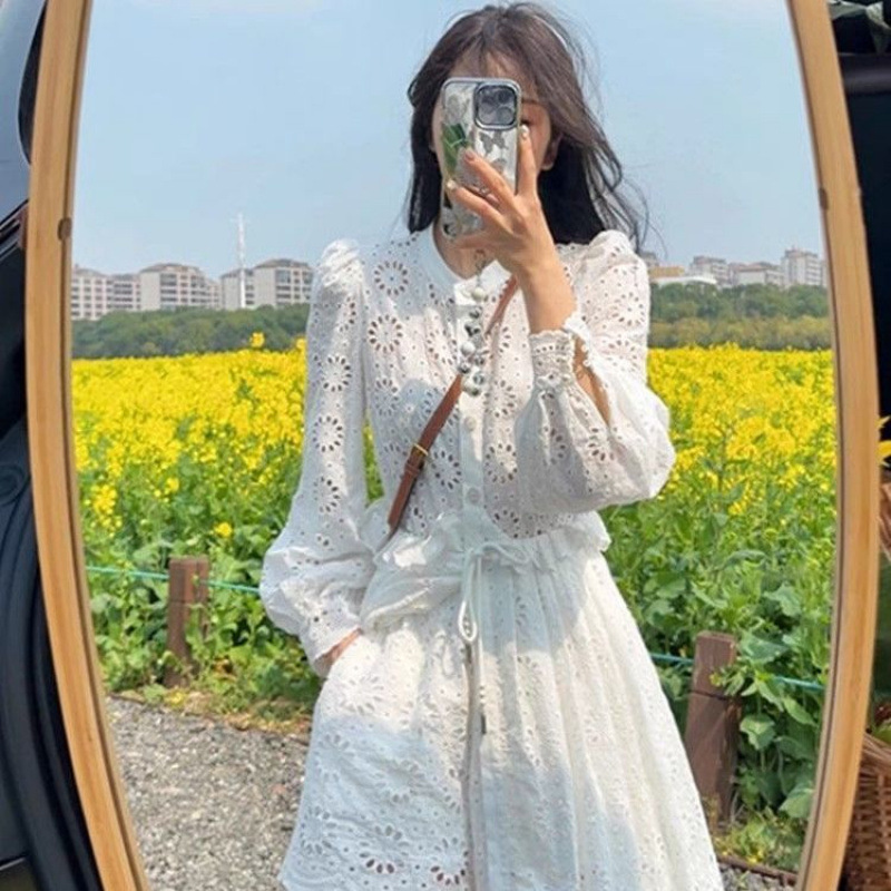 春秋新款女设计感小众镂空白色蕾丝裙法式重工长袖连衣裙套装|undefined